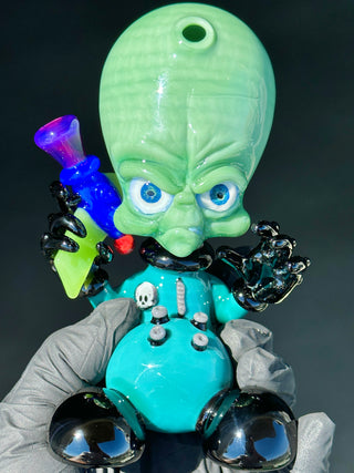 Hendy Glass - NEW Invader Alien #1